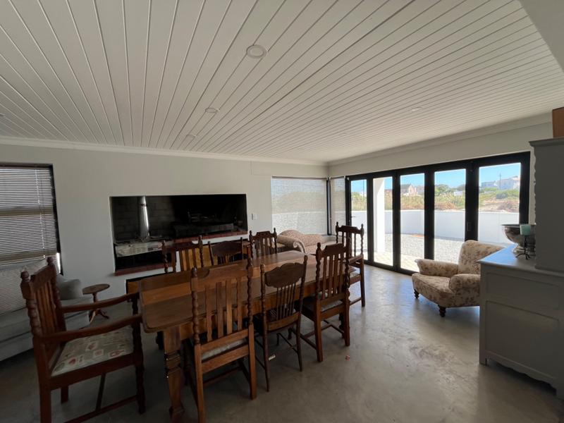 4 Bedroom Property for Sale in Britannia Bay Western Cape